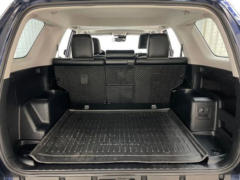 Used 2024 Toyota 4Runner SR5 Premium w/ Moonroof Package AWD/4WD image 45