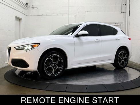 Used 2020 Alfa Romeo Stelvio Ti Lusso image 4