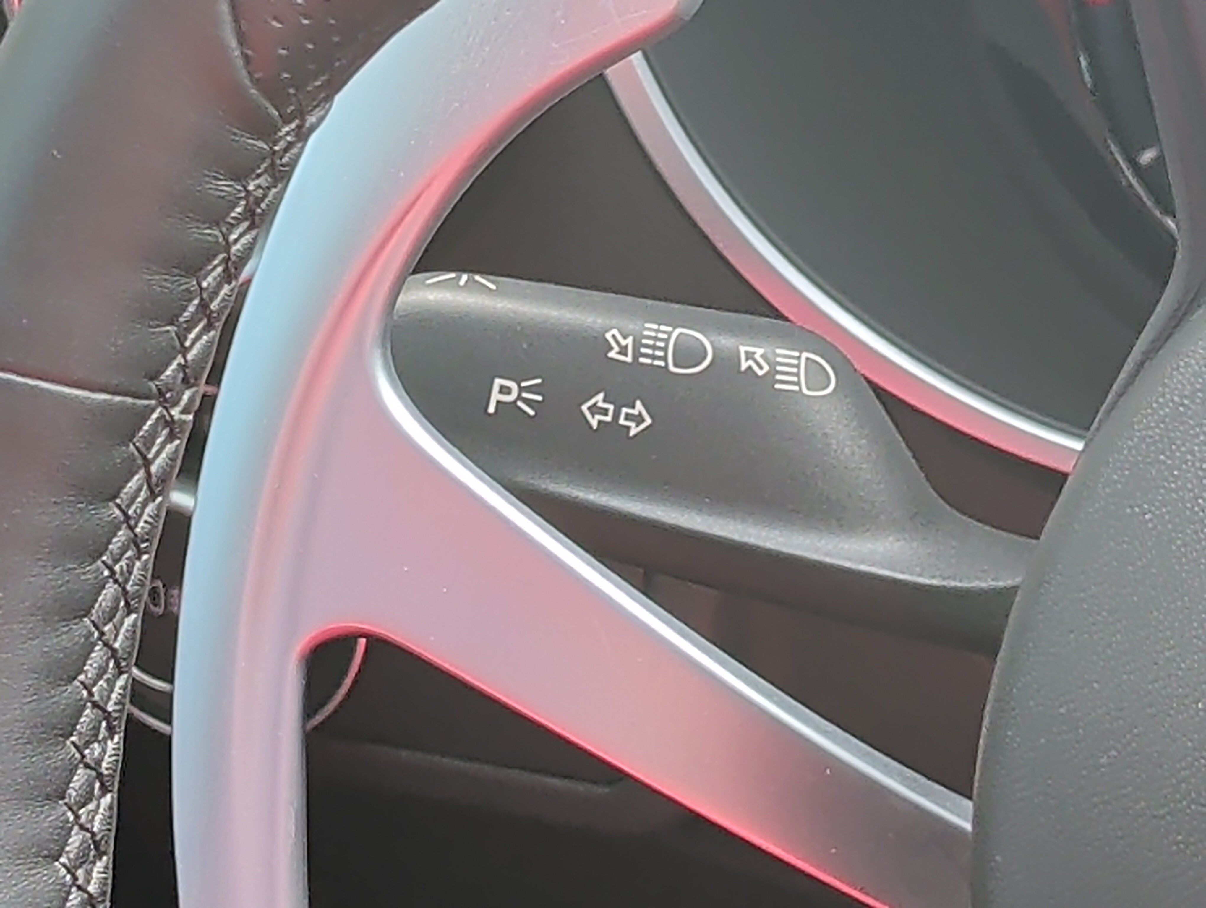Used 2024 Alfa Romeo Stelvio Veloce AWD/4WD image 31