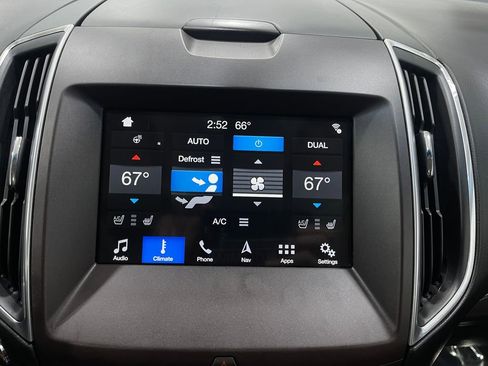 Used 2017 Ford Edge Titanium w/ Equipment Group 301A image 26