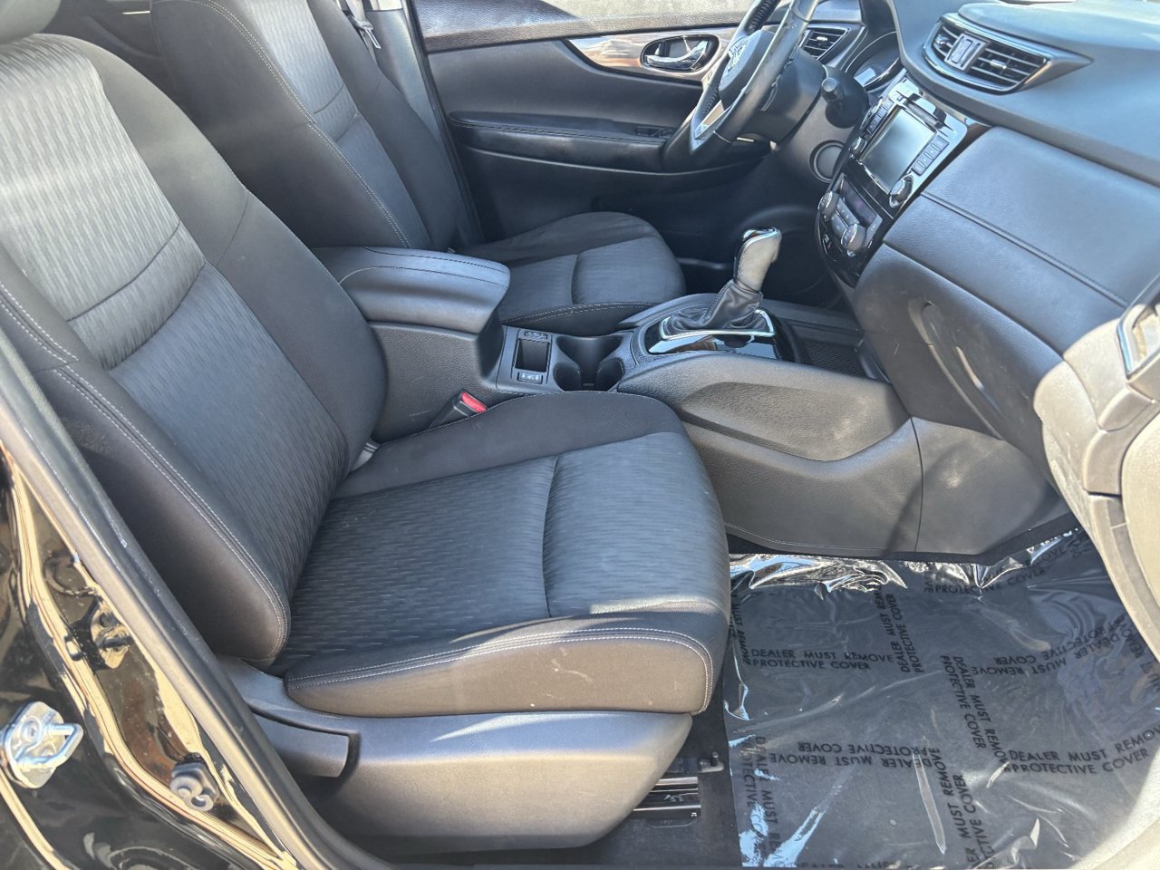 Used 2020 Nissan Rogue SV FWD image 9