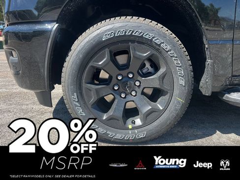 New 2026 RAM 1500 Express AWD/4WD image 9