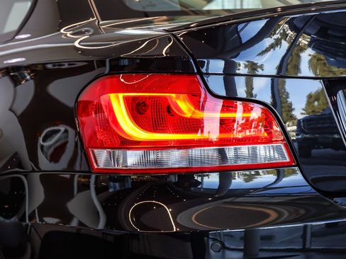 Used 2011 BMW 1 Series M image 10