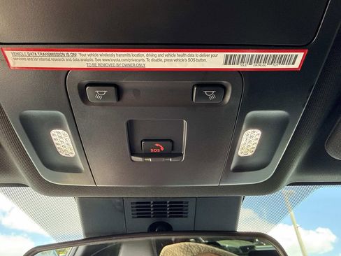 Used 2025 Toyota Camry SE FWD image 44