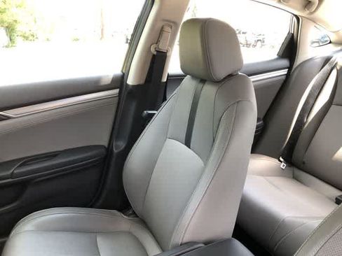 Used 2017 Honda Civic Touring image 13