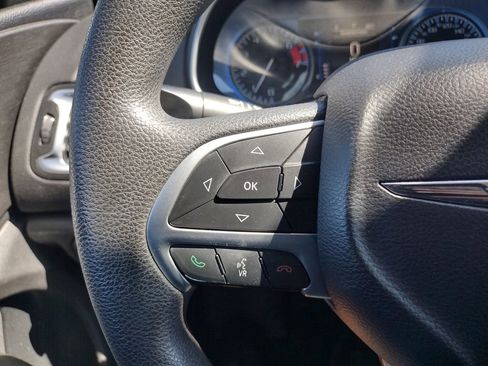 Used 2016 Chrysler 200 LX FWD image 19