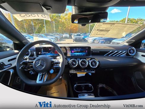 Used 2025 Mercedes-Benz CLA 35 AMG 4MATIC image 2