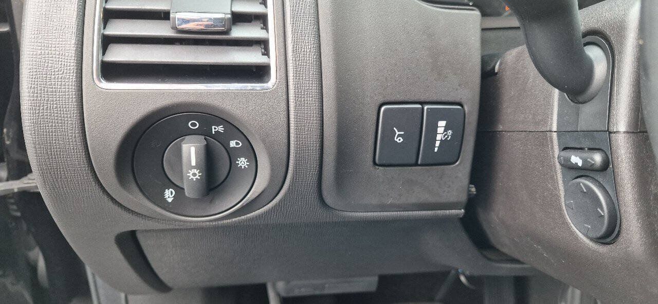 Used 2019 Ford Flex Limited w/ Equipment Group 303A AWD/4WD image 16