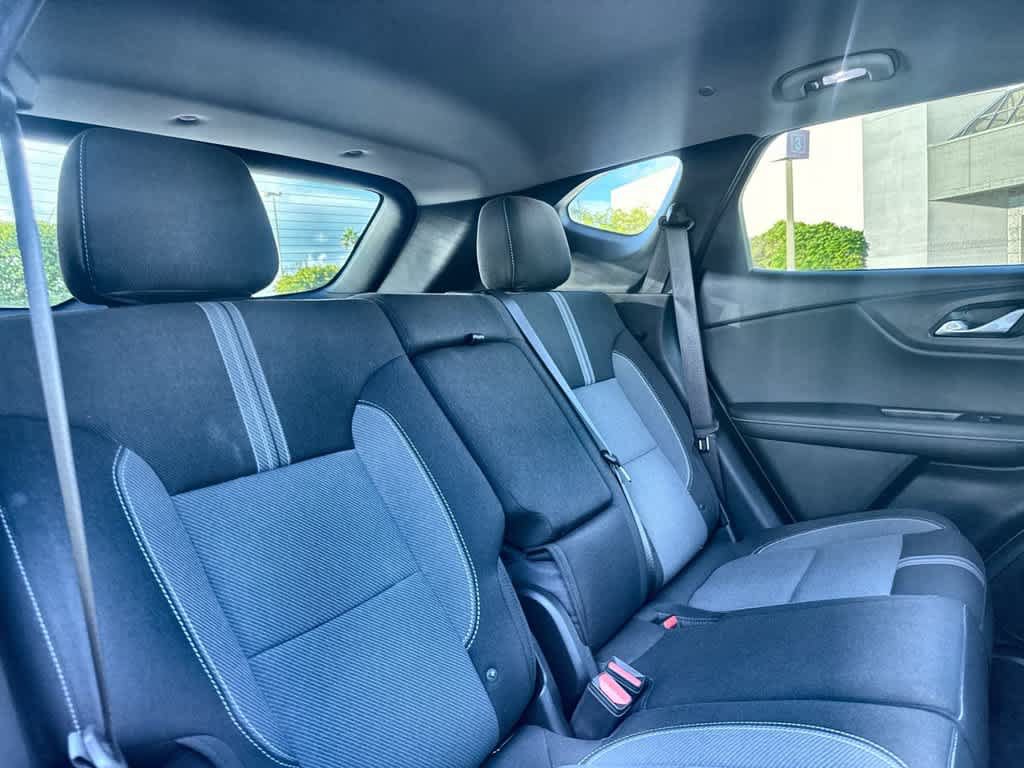 Used 2024 Chevrolet Blazer LT FWD image 26