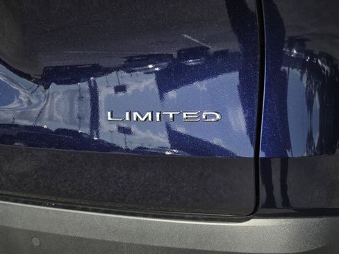 Used 2026 Toyota Grand Highlander FWD image 7