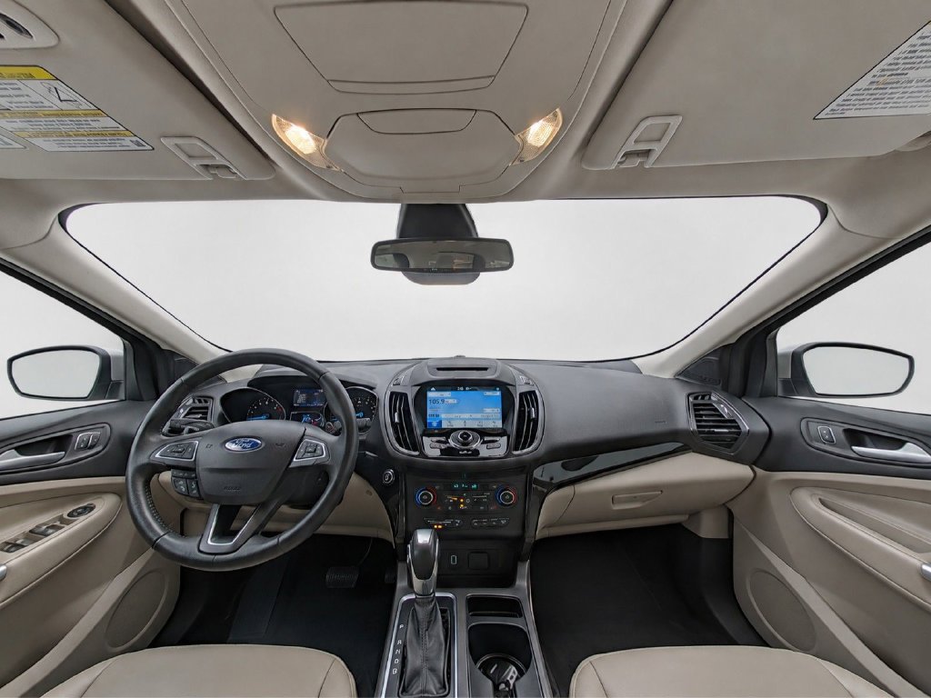 Used 2018 Ford Escape Titanium w/ Ford Safe & Smart Package AWD/4WD image 29
