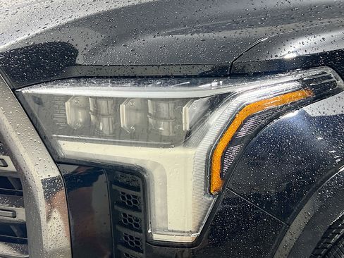 Used 2023 Toyota Tundra Platinum image 11