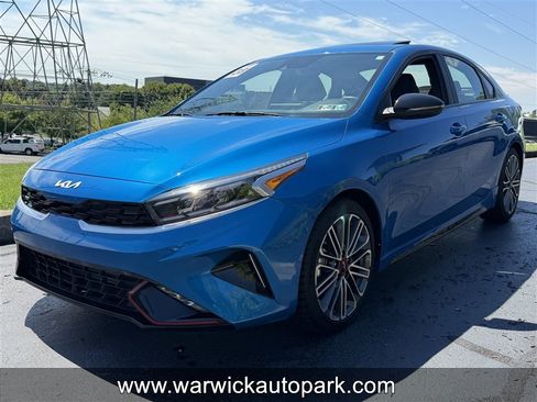 Used 2023 Kia Forte GT FWD image 3