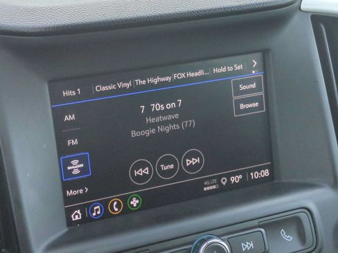 Used 2024 GMC Terrain SLE AWD/4WD image 13
