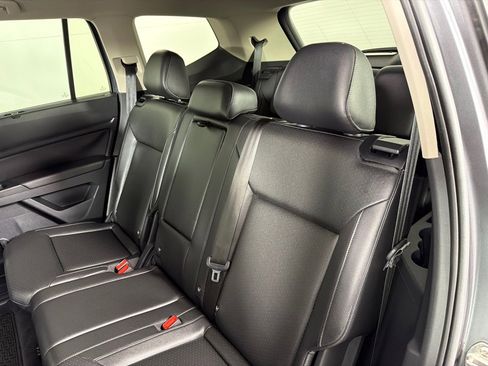 Used 2018 Volkswagen Atlas SE image 19