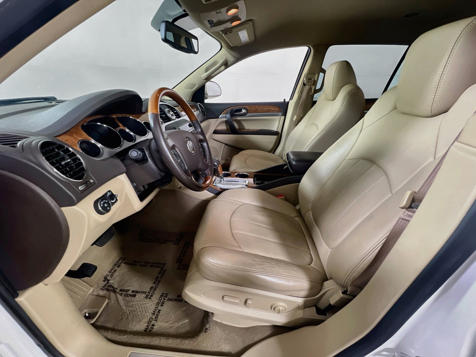 Used 2011 Buick Enclave CXL FWD image 19