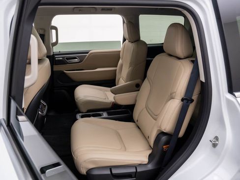 New 2026 INFINITI QX80 Pure w/ Cargo Package image 16