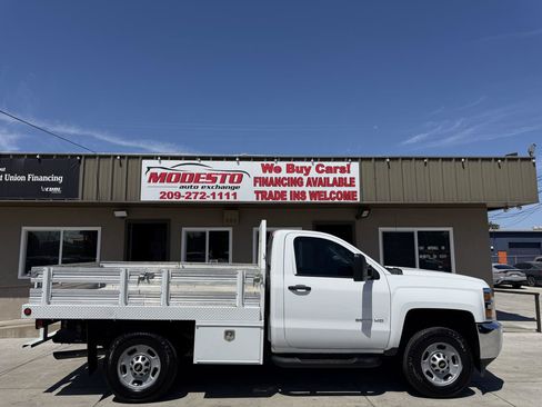 Used 2016 Chevrolet Silverado 2500 W/T RWD image 2