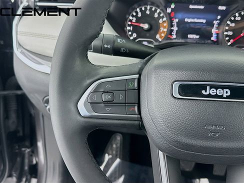 Used 2023 Jeep Compass Limited AWD/4WD image 15