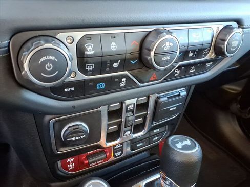 Used 2025 Jeep Wrangler Unlimited Rubicon 4xe w/ Safety Group image 24