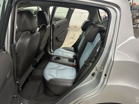 Used 2016 Chevrolet Spark LT image 11