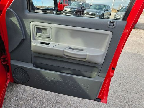 Used 2005 Dodge Dakota SLT w/ Trailer Tow Group image 25