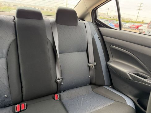 Used 2025 Nissan Versa SV image 35