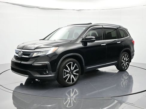 Used 2021 Honda Pilot Touring image 1
