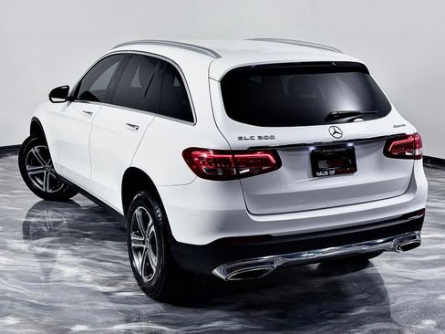 Used 2019 Mercedes-Benz GLC 300 4MATIC w/ Premium Package image 12