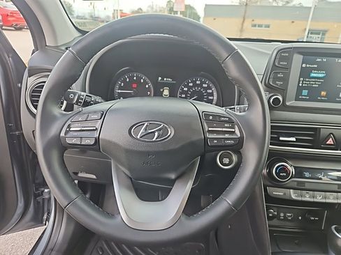 Used 2021 Hyundai Kona Limited w/ Cargo Package image 17