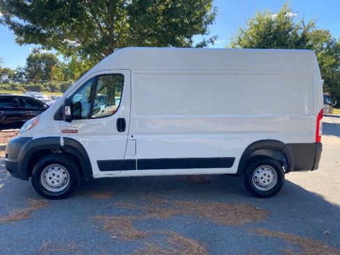 Used 2018 RAM ProMaster 2500 image 2