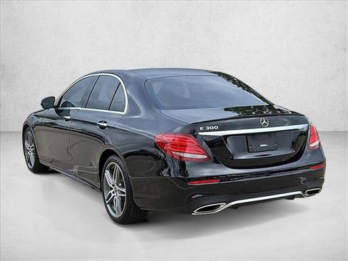Used 2019 Mercedes-Benz E 300 image 7