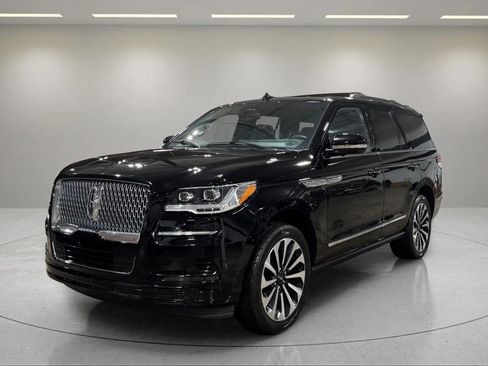 Certified 2023 Lincoln Navigator Reserve image 19