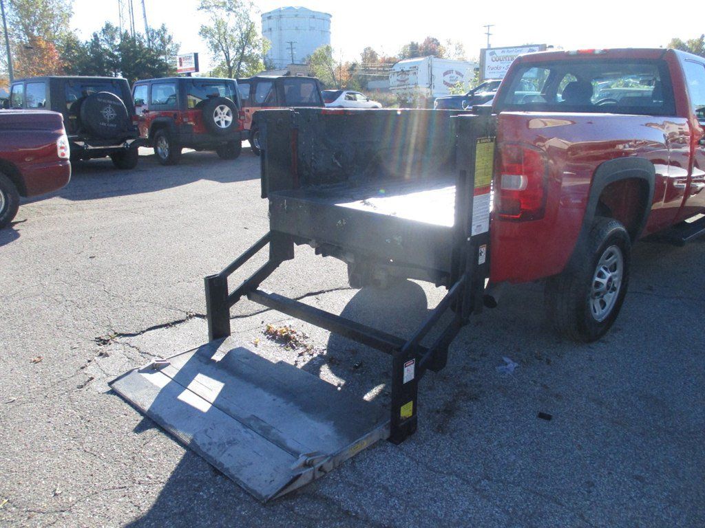 Used 2013 Chevrolet Silverado 3500 W/T RWD image 6