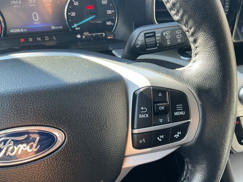 Certified 2022 Ford Explorer XLT w/ Equipment Group 202A AWD/4WD image 15