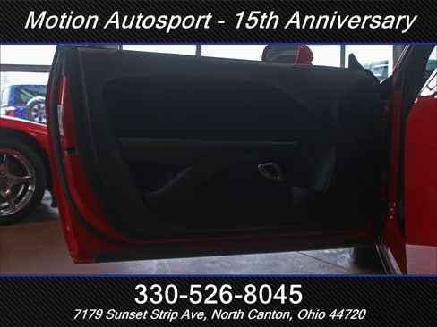 Used 2016 Dodge Challenger R/T w/ Blacktop Package image 15