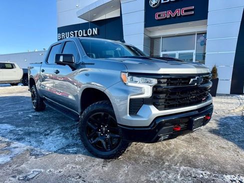 Used 2024 Chevrolet Silverado 1500 LT Trail Boss w/ LT Trail Boss Premium Package image 3