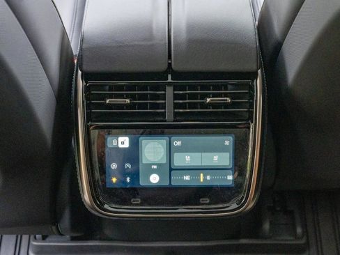 Used 2022 Rivian R1T Launch Edition AWD/4WD image 32