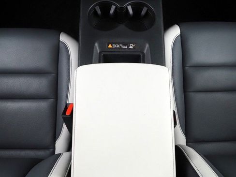 Used 2024 Honda Prologue Touring image 25