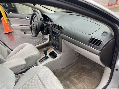 Used 2008 Chevrolet Cobalt LT image 12