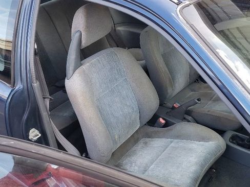 Used 1995 Honda Civic DX image 11