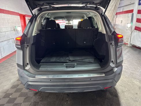 Used 2021 Nissan Rogue S image 11