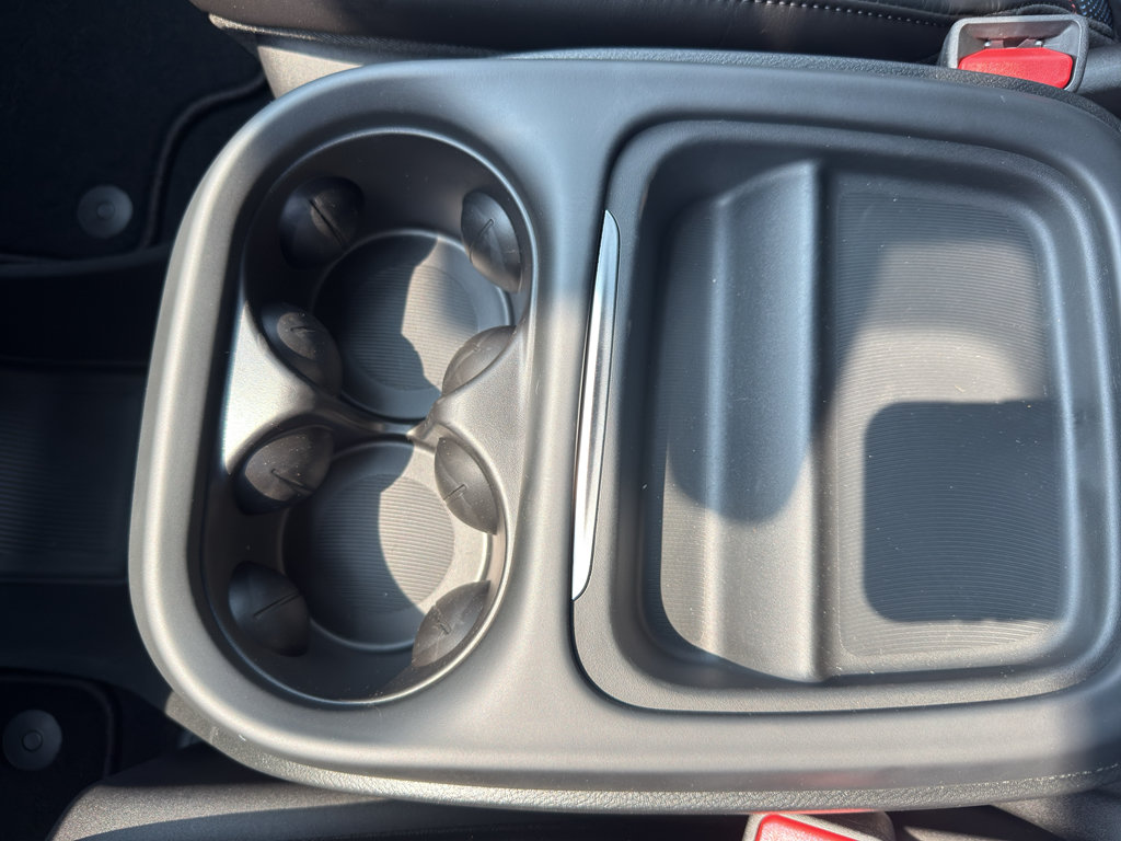 New 2027 Chrysler Pacifica Select FWD image 21