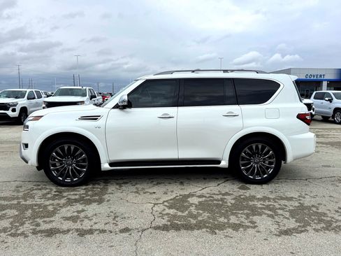 Used 2021 Nissan Armada Platinum w/ Captain's Chairs Package image 10