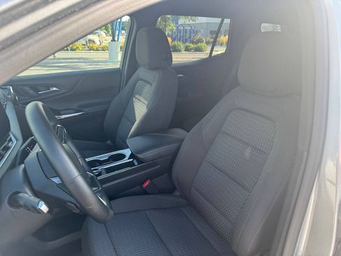 Used 2026 Chevrolet Equinox LT AWD/4WD image 11