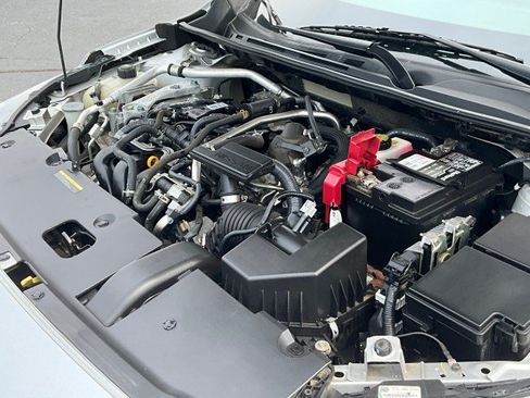 Used 2021 Nissan Sentra SV FWD image 11