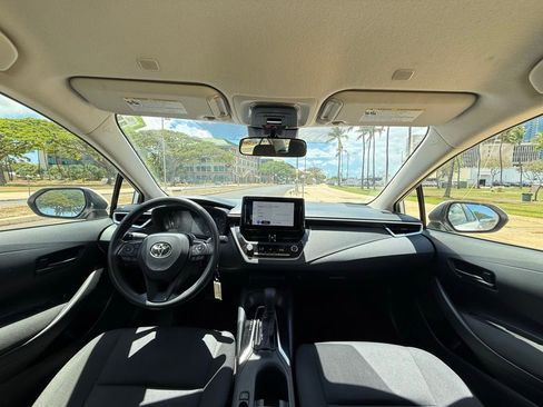 Used 2023 Toyota Corolla LE image 10