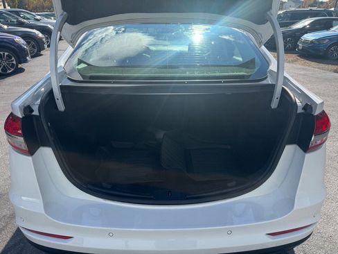 Used 2020 Ford Fusion SE image 7