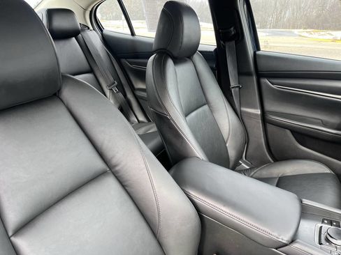 Used 2020 MAZDA MAZDA3 Select 4dr Sedan image 33