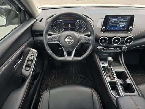 Used 2024 Nissan Sentra SR w/ SR Premium Package FWD image 14